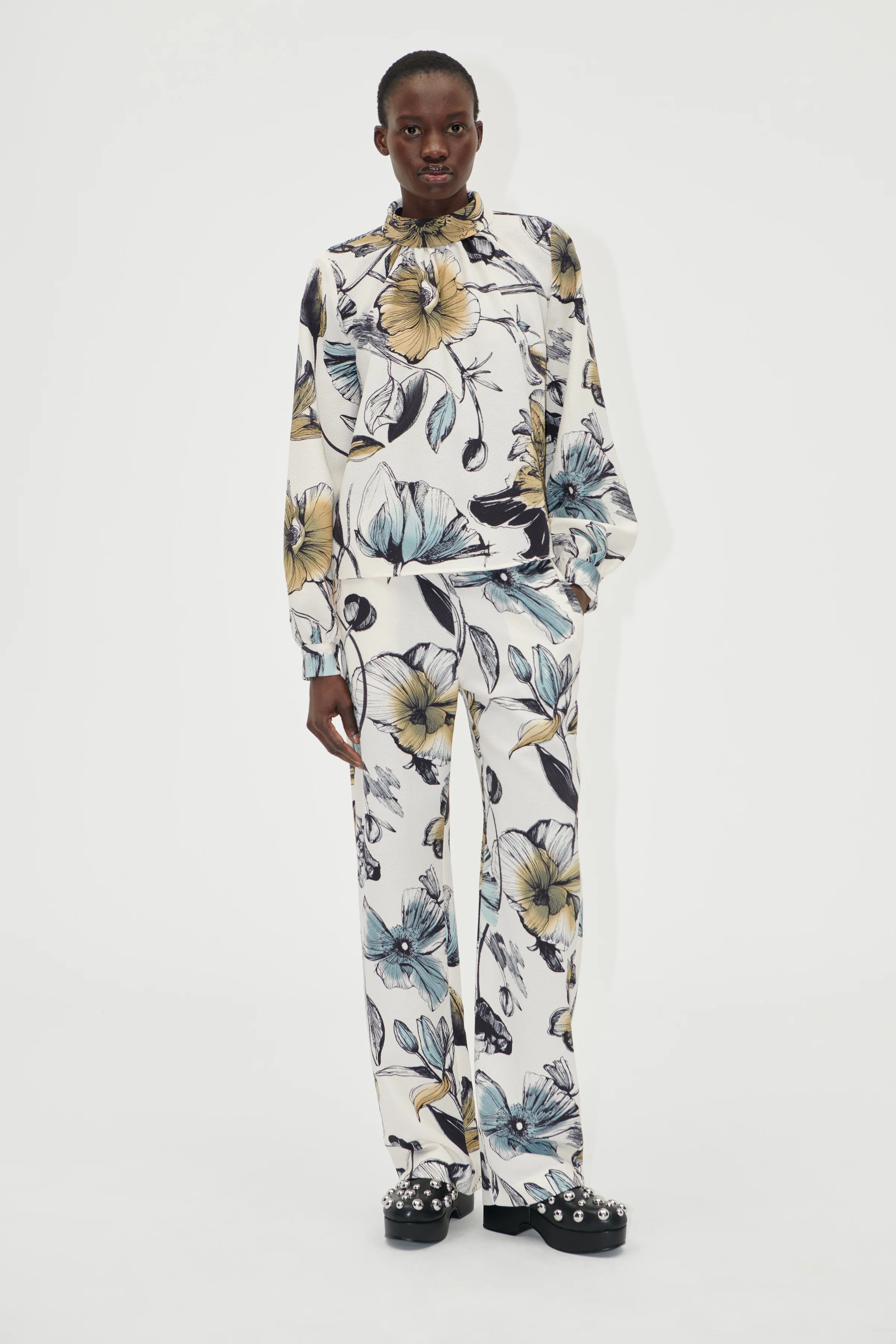 Elasticated Long Pants - Fine Line Poppies - Image 3