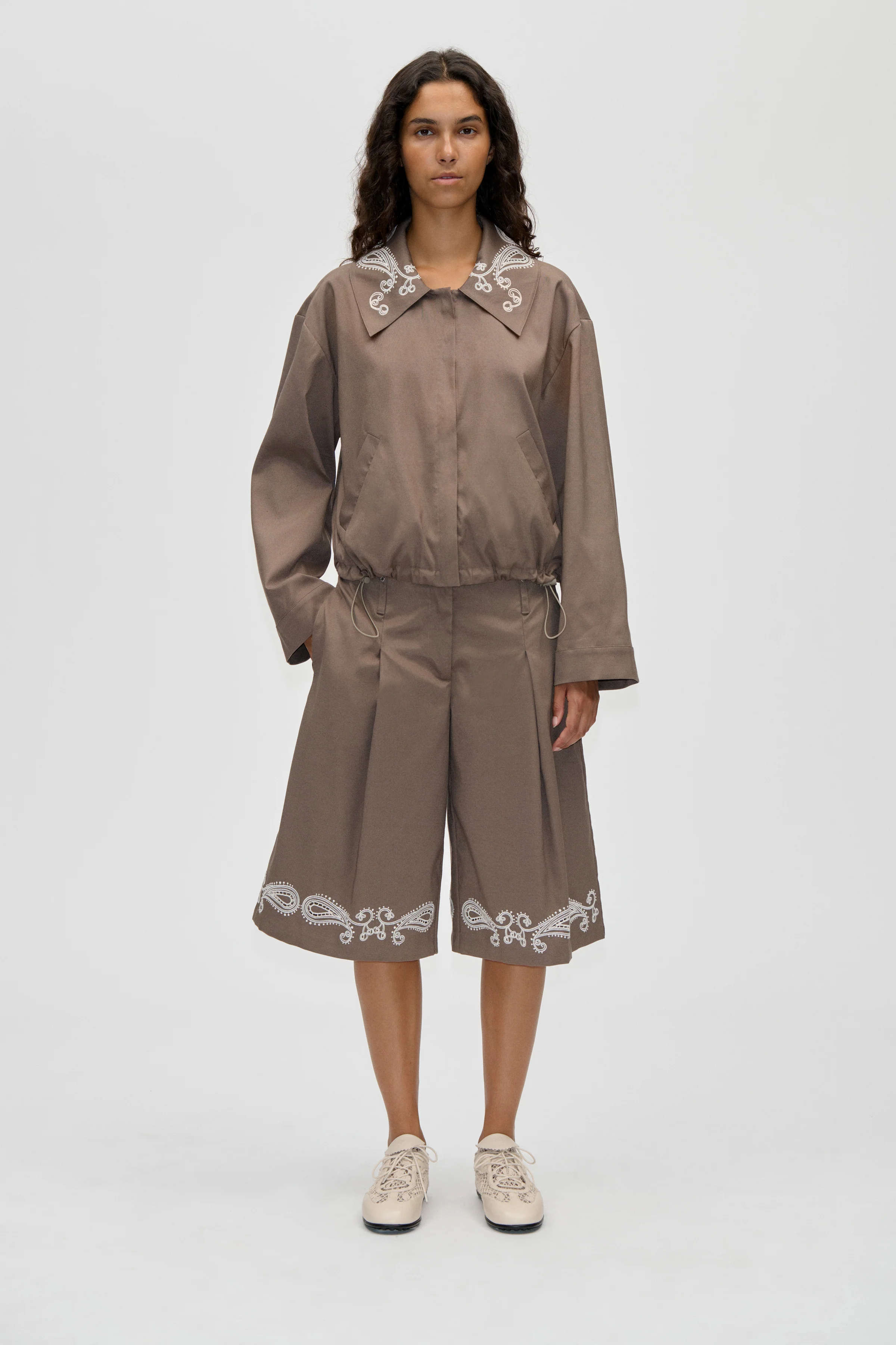 Pleated Eyelet Bermuda - Cherries On A Paisley